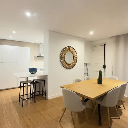 4 Cantos Apartment *